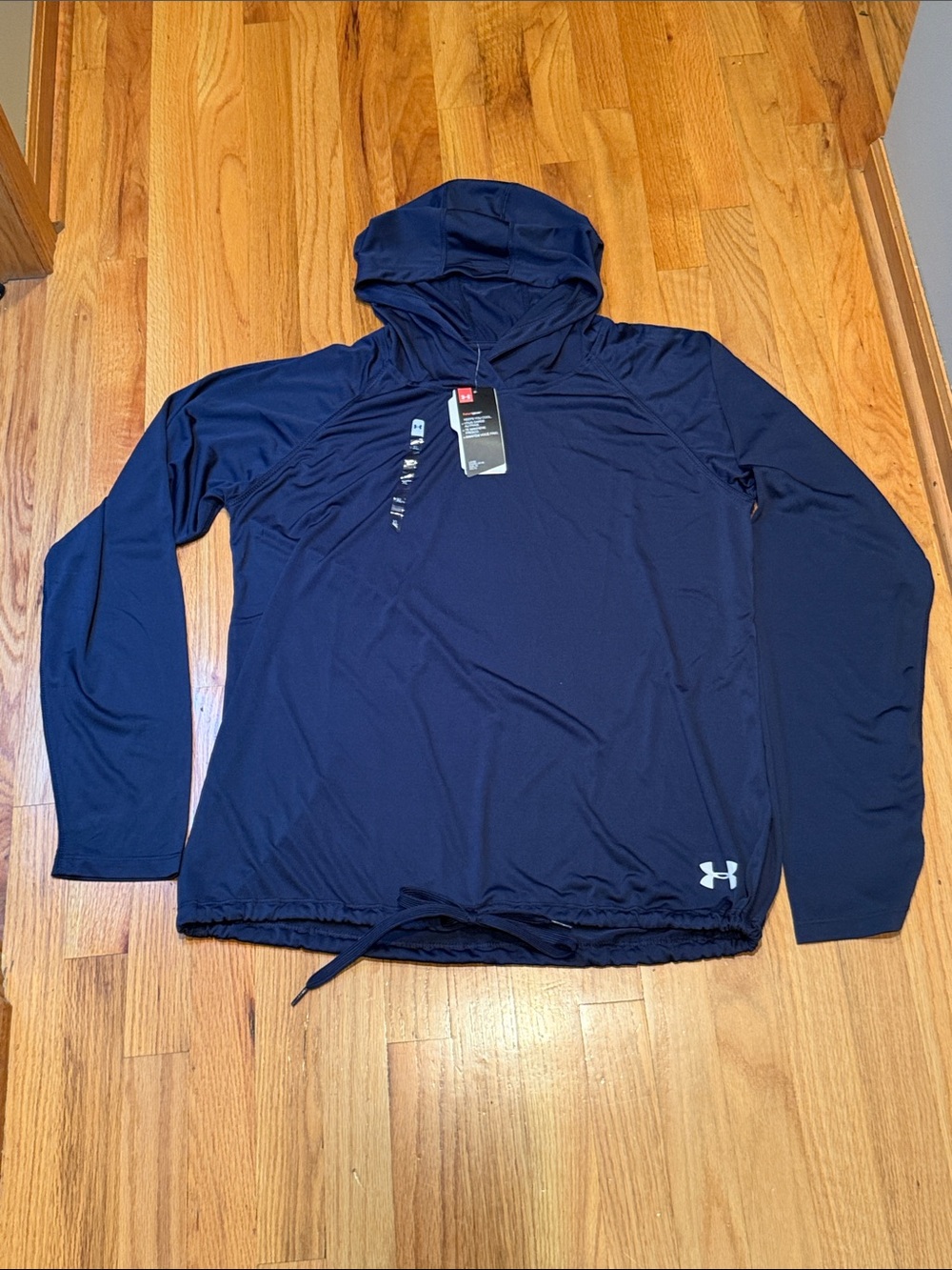 Under Armour Women's XL Navy Blue Hooded Heatgear Performance Pullover NWT